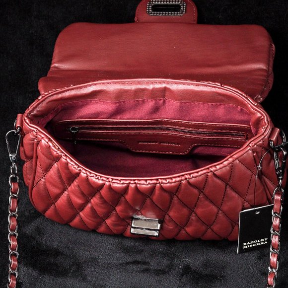 NWT Badgley Mischka | Plum & Silvertone Zig-Zag Quilted Logo Messenger Bag - Picture 5 of 6